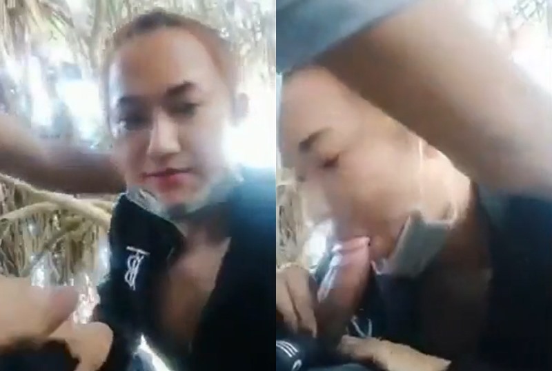 Để em bú mút trong cà phê chòi