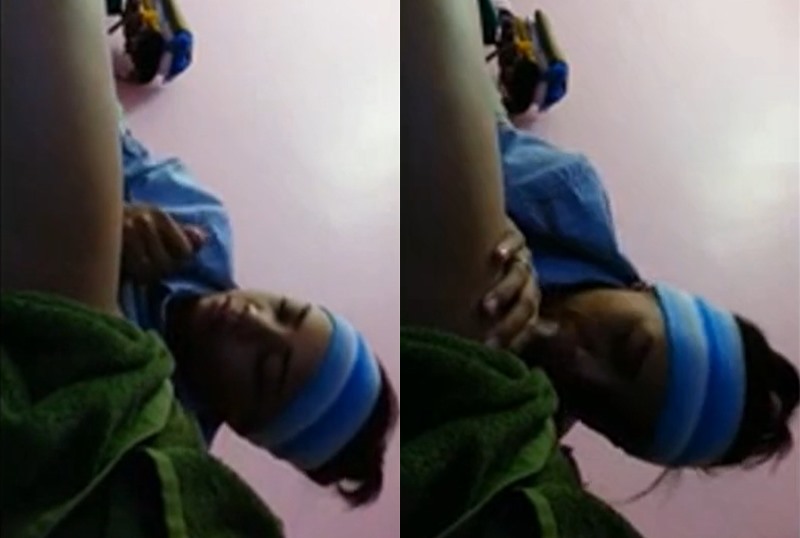 Girl from Johor Beautifully Sucks Ice Cream 1